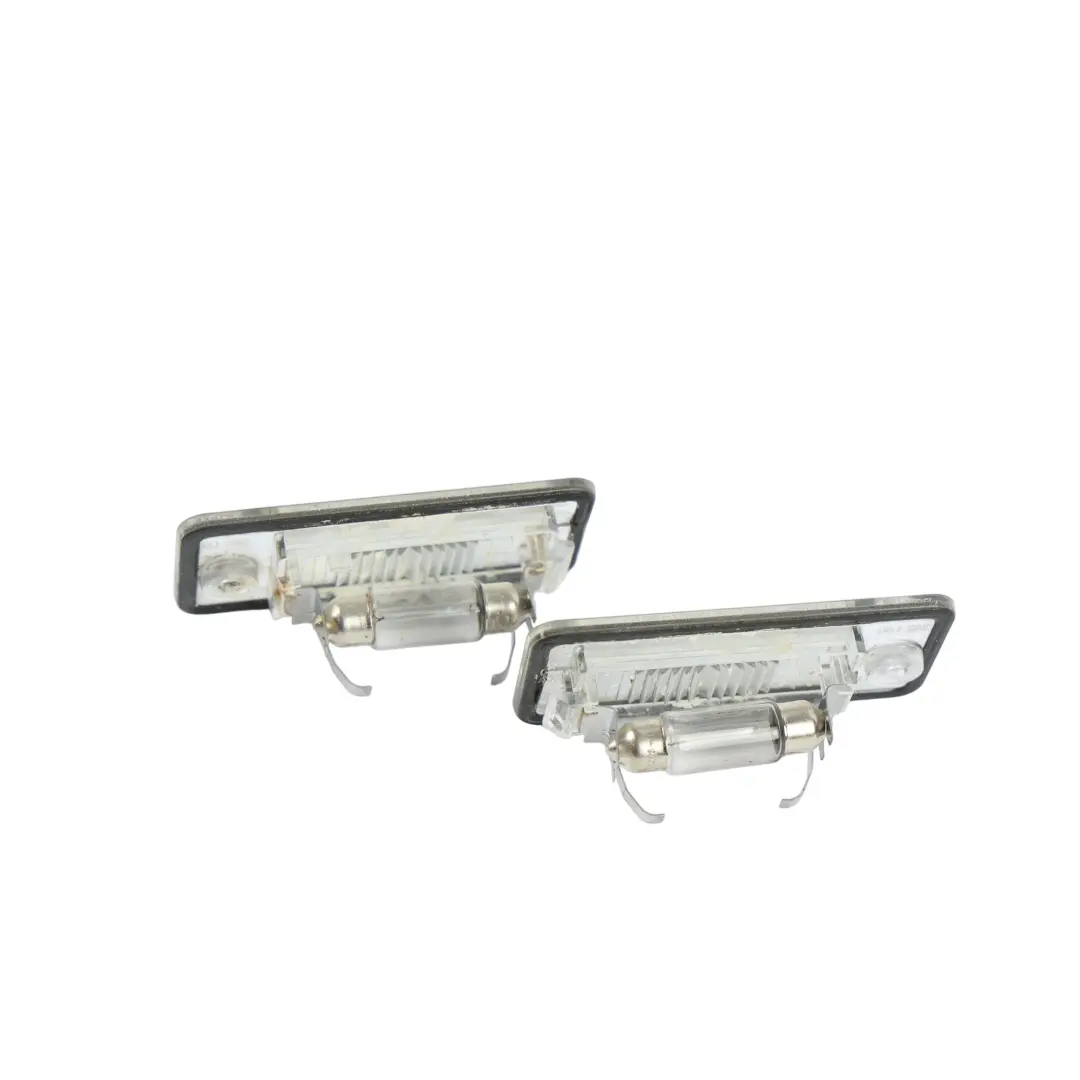 Audi A4 A6 Luce Targa Posteriore Lampadina Sinistra Destra Set - SKU 8E0807430B - Numero di parte 8E0807430B