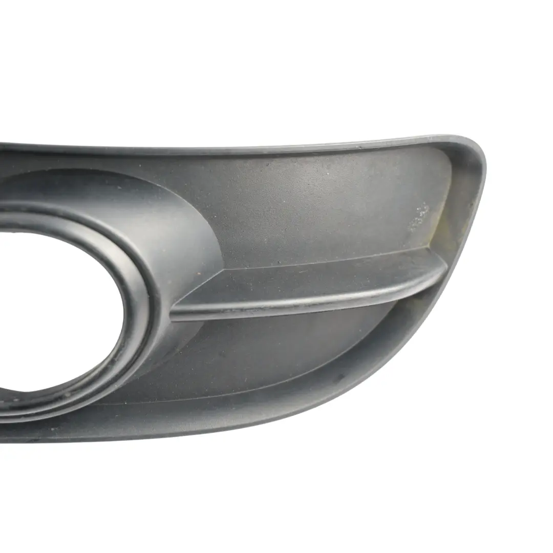 Audi A4 B7 Front Bumper Fog Light Grille Cover Front Right O/S - SKU 8E0807682G - Part number 8E0807682G
