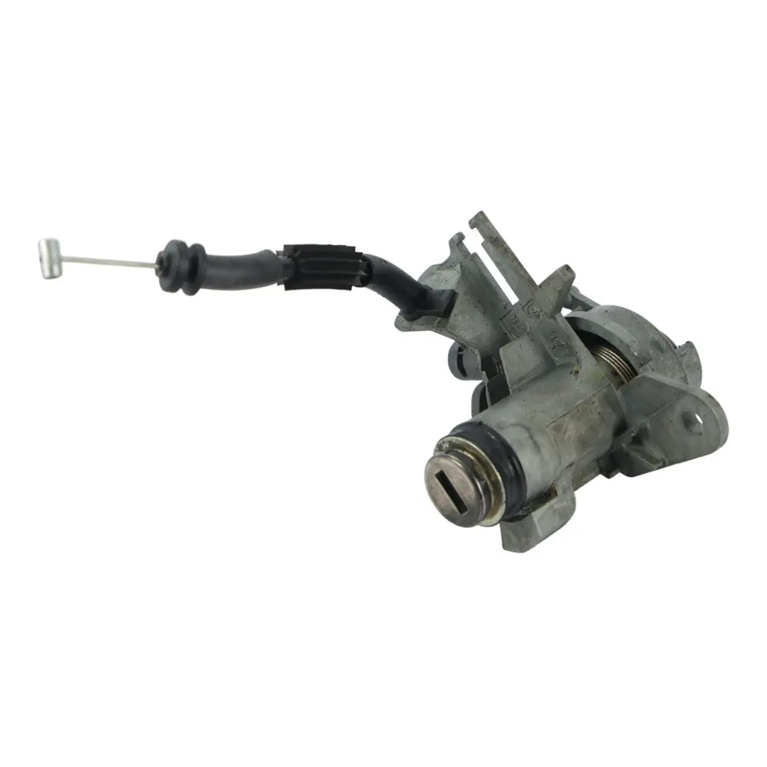 Audi A4 S4 RS4 B7 Serrure Cylindre Coffre Hayon - SKU 8E0827573C - Numéro de pièce 8E0827573C
