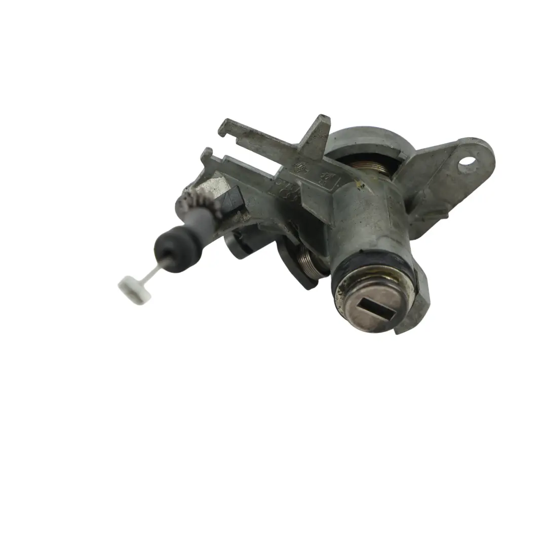 Audi A4 S4 RS4 B7 Serrure Cylindre Coffre Hayon - SKU 8E0827573C - Numéro de pièce 8E0827573C