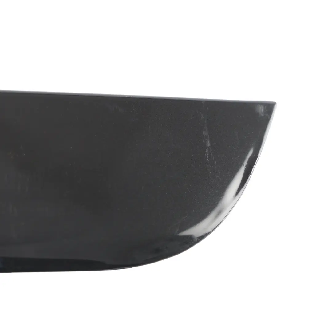 Baguette Moulure Bas Porte Arrière Gauche Noir Phantom Z9Y pour Audi A4 B7 à propos du numéro de pièce 8E0853969 Audi A4 B7 Baguette Moulure Bas Porte Arrière Gauche Noir Phantom Z9Y - SKU 8E0853969-PHB - Numéro de pièce 8E0853969