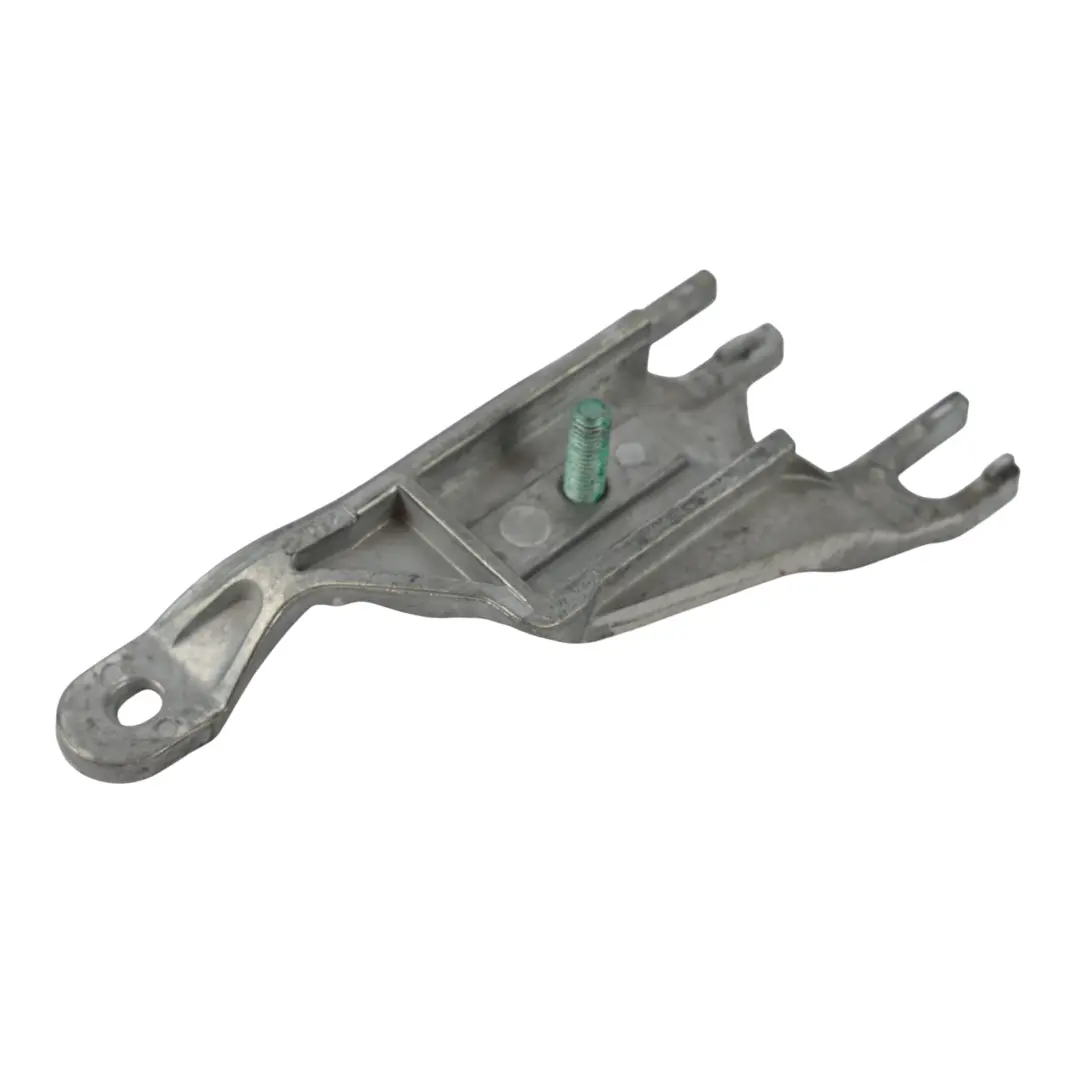 Soporte Montaje Reposabrazos Central Delantero para Audi A4 B6 B7 con número de pieza 8E0864283 Audi A4 B6 B7 Soporte Montaje Reposabrazos Central Delantero - SKU 8E0864283 - Número de pieza 8E0864283
