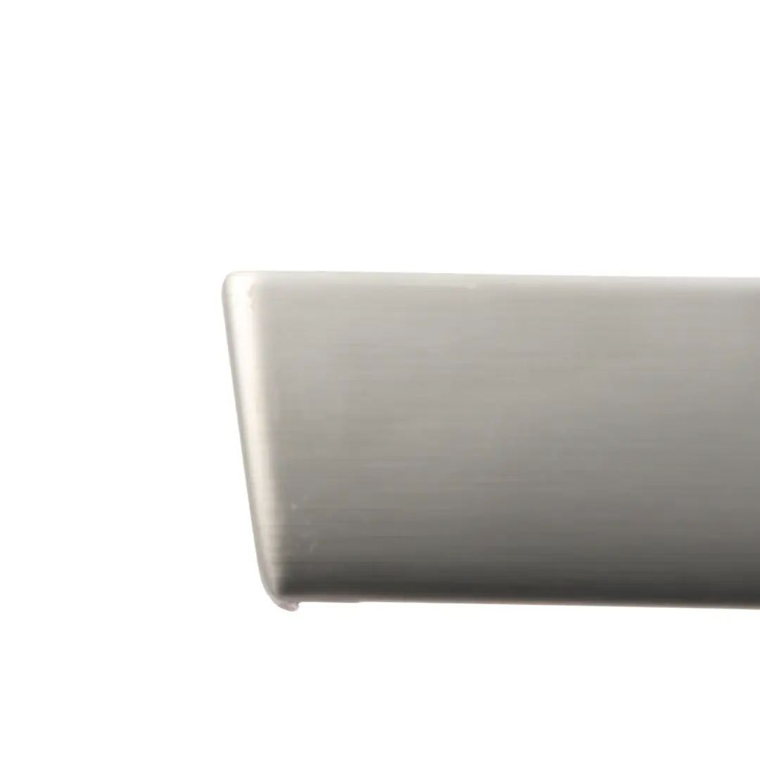 Audi A4 B7 Rivestimento Porta Posteriore Destro Alluminio Spazzolato 8E0867420 - SKU 8E0867419-1 - Numero di parte 8E0867419