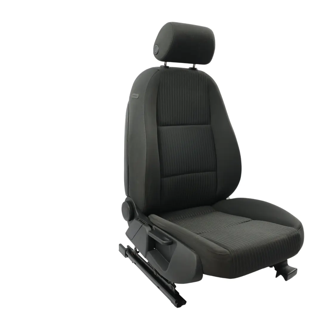 Audi A4 B7 Sedan Kombi Fotel Prawy Przód Czarny - SKU 8E0881806K - Numer Części 8E0881806K