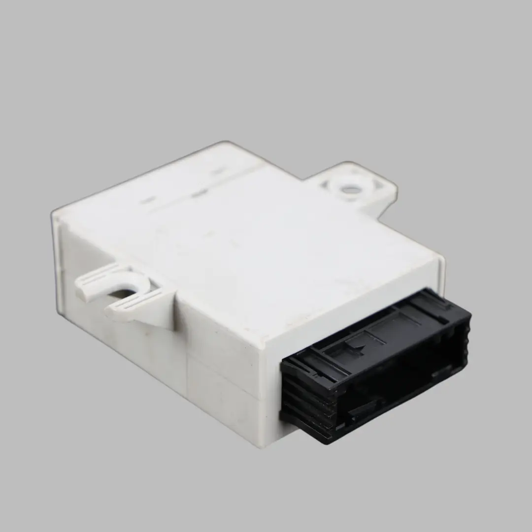 8H 8E B7 Tyre Pressure Control Unit Module to Audi A4 S4 RS4 with Part number 8E0907273 Audi A4 S4 RS4 8H 8E B7 Tyre Pressure Control Unit Module - SKU 8E0907273 - Part number 8E0907273