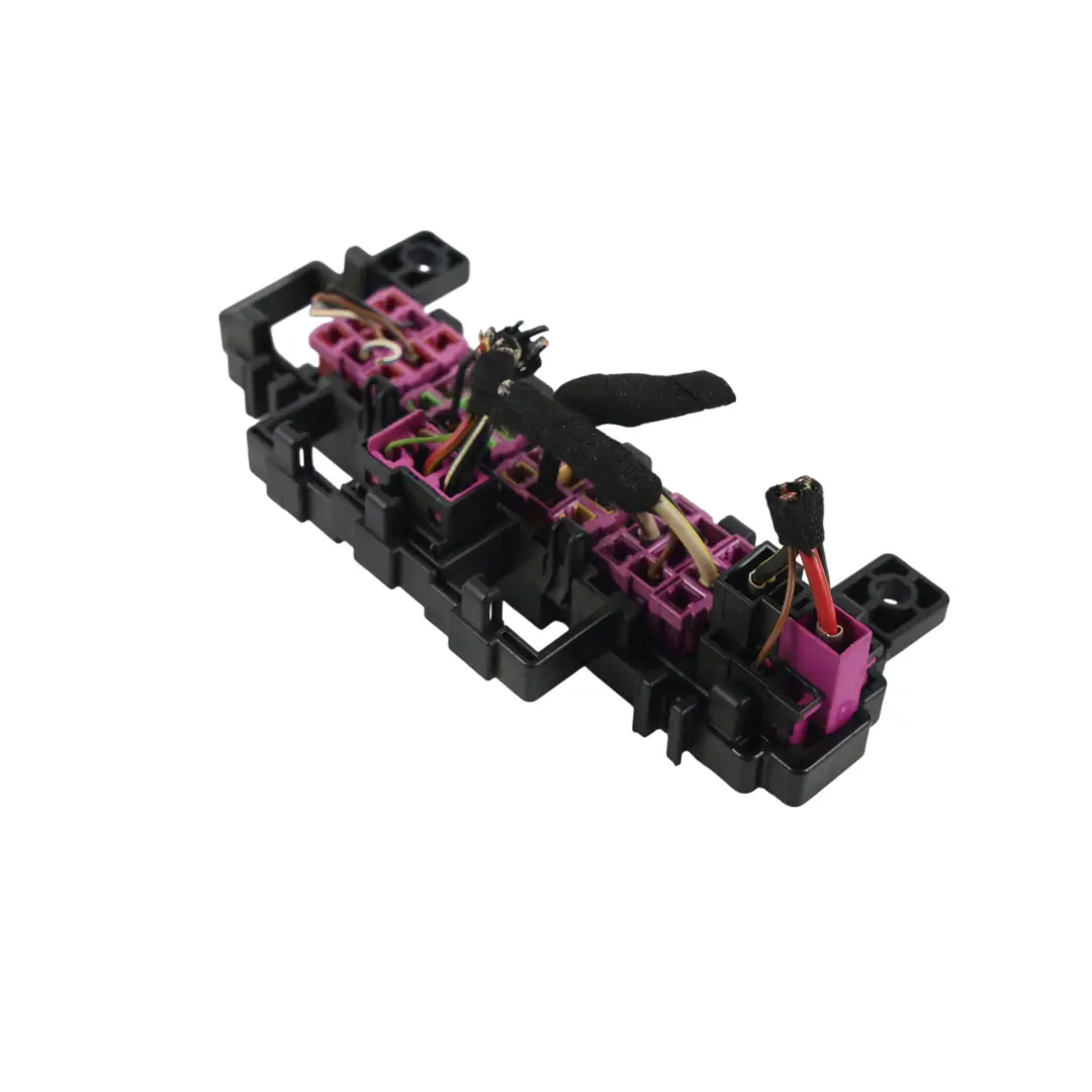 Audi A4 B6 B7 Seat Exeo Uchwyt Bezpieczników Przekaźników - SKU 8E0937503 - Numer Części 8E0937503