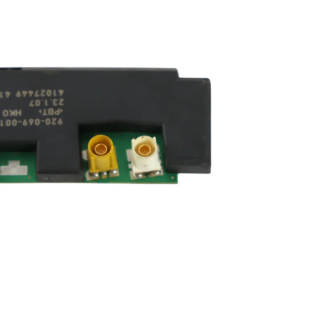 Audi A4 B6 B7 Wzmacniacz Anteny Radiowej 433.92MHz 315MHz A - SKU 8E5035225AF - Numer Części 8E5035225AF