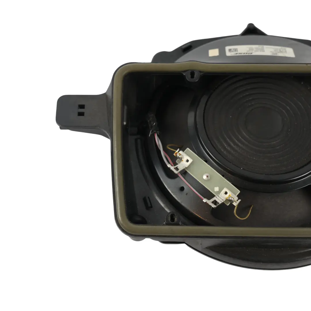 Altavoz Subwoofer Trasero Central Bose para Audi A4 S4 B6 B7 con número de pieza 8E5035412E Audi A4 S4 B6 B7 Altavoz Subwoofer Trasero Central Bose - SKU 8E5035412E - Número de pieza 8E5035412E