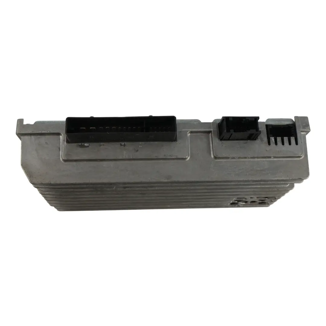 8F Wzmacniacz Audio Bang & Olufsen do Audi A5 S5 o numerze 8F0035223C Audi A5 S5 8F Wzmacniacz Audio Bang & Olufsen - SKU 8F0035223C - Numer Części 8F0035223C