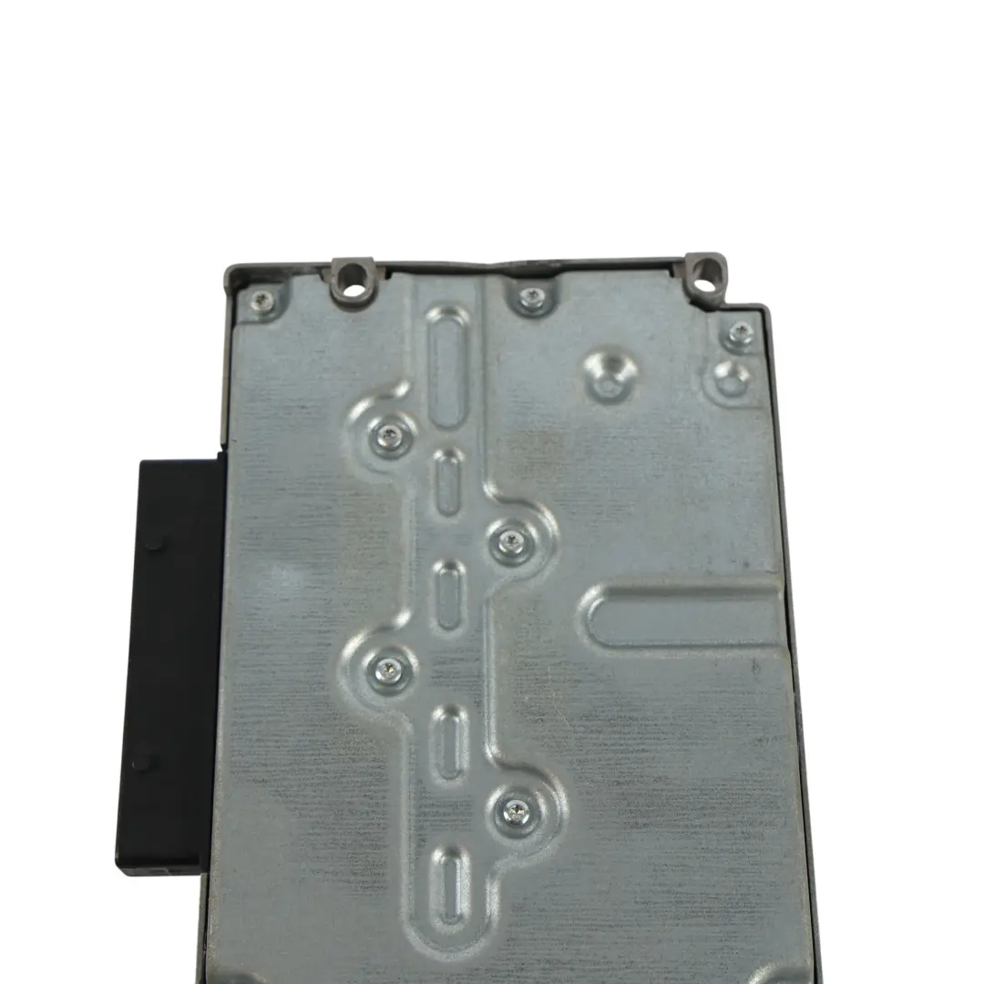 8F Wzmacniacz Audio Bang & Olufsen do Audi A5 S5 o numerze 8F0035223C Audi A5 S5 8F Wzmacniacz Audio Bang & Olufsen - SKU 8F0035223C - Numer Części 8F0035223C