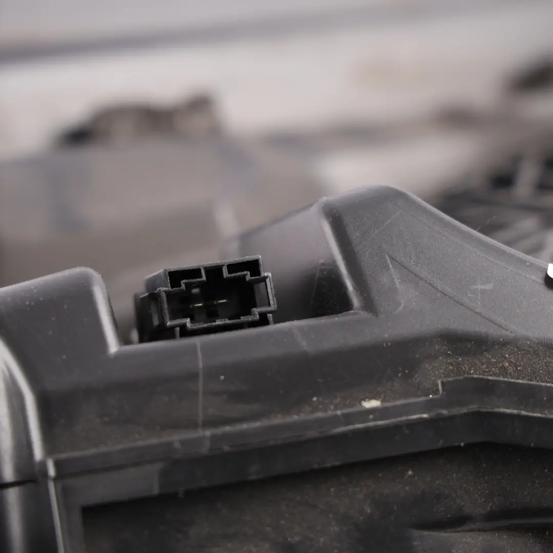 Audi A5 S5 8T Cabrio Subwoofer Altoparlante Posteriore Sinistro - SKU 8F0035382 - Numero di parte 8F0035382