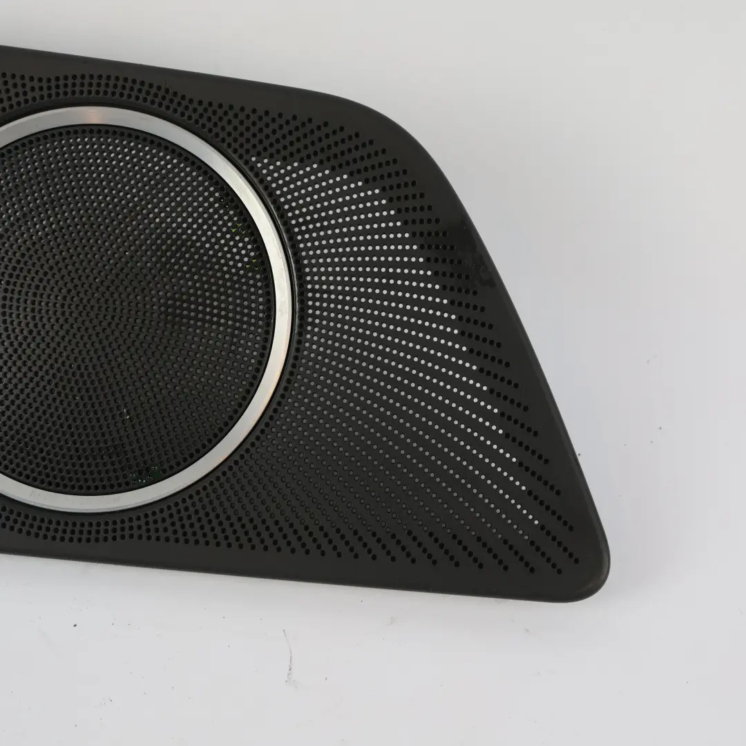 8F Panel Cubierta Altavoz Izquierdo para Audi A5 con número de pieza 8F0035435A Audi A5 8F Panel Cubierta Altavoz Izquierdo - SKU 8F0035435A - Número de pieza 8F0035435A