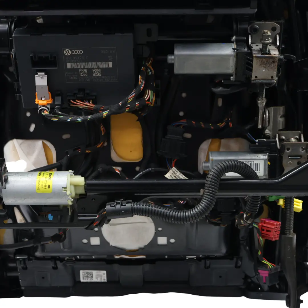 8F Cabrio Vordersitz Elektrisch Sport Beheizt Milano Leder Schwarz Links für Audi A5 mit Teilenummer 8F0881805Q Audi A5 8F Cabrio Vordersitz Elektrisch Sport Beheizt Milano Leder Schwarz Links - SKU 8F0881805Q-1 - Teilenummer 8F0881805Q