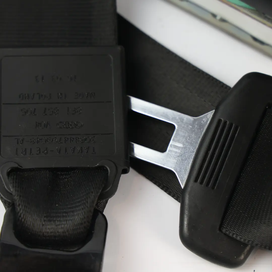 Audi A5 8F Cabriolet Ceinture Sécurité Avant Passager Gauche - SKU 8F1857705 - Numéro de pièce 8F1857705