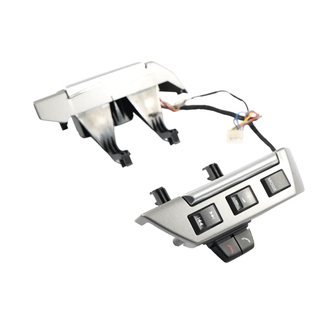 Pulsanti Multifunzione per Range Rover Sport L320 Volante con numero di parte 8H22-13D767-GA Range Rover Sport L320 Volante Pulsanti Multifunzione - SKU 8H22-13D767-GA - Numero di parte 8H22-13D767-GA