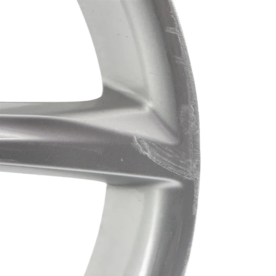 Mk2 TT Cerchio in lega argento 17" ET:50 8,5J 8J0601025A per Audi con numero di parte 8J0601025BE Audi Mk2 TT Cerchio in lega argento 17" ET:50 8,5J 8J0601025A - SKU 8J0601025BE-1 - Numero di parte 8J0601025BE