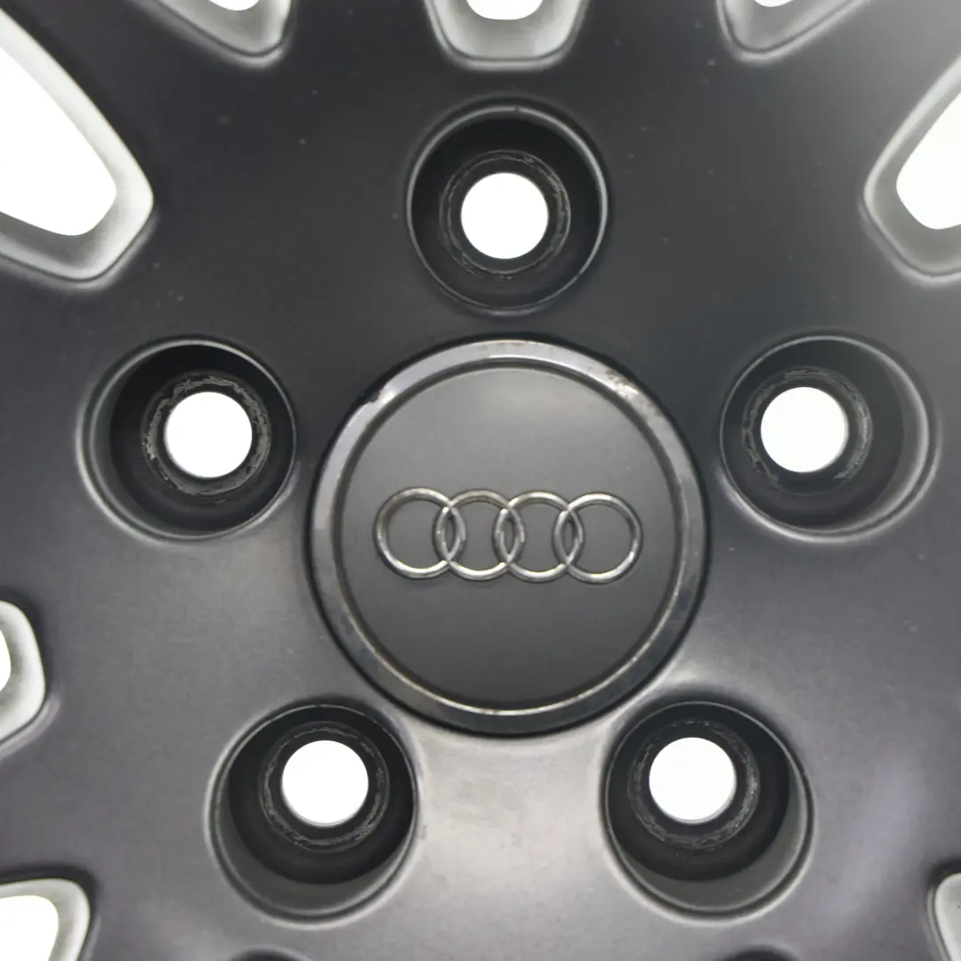 Jante Alliage Grise 19" ET:52 9J pour Audi TTS 8J à propos du numéro de pièce 8J0601025CG Audi TTS 8J Jante Alliage Grise 19" ET:52 9J - SKU 8J0601025CG-1 - Numéro de pièce 8J0601025CG