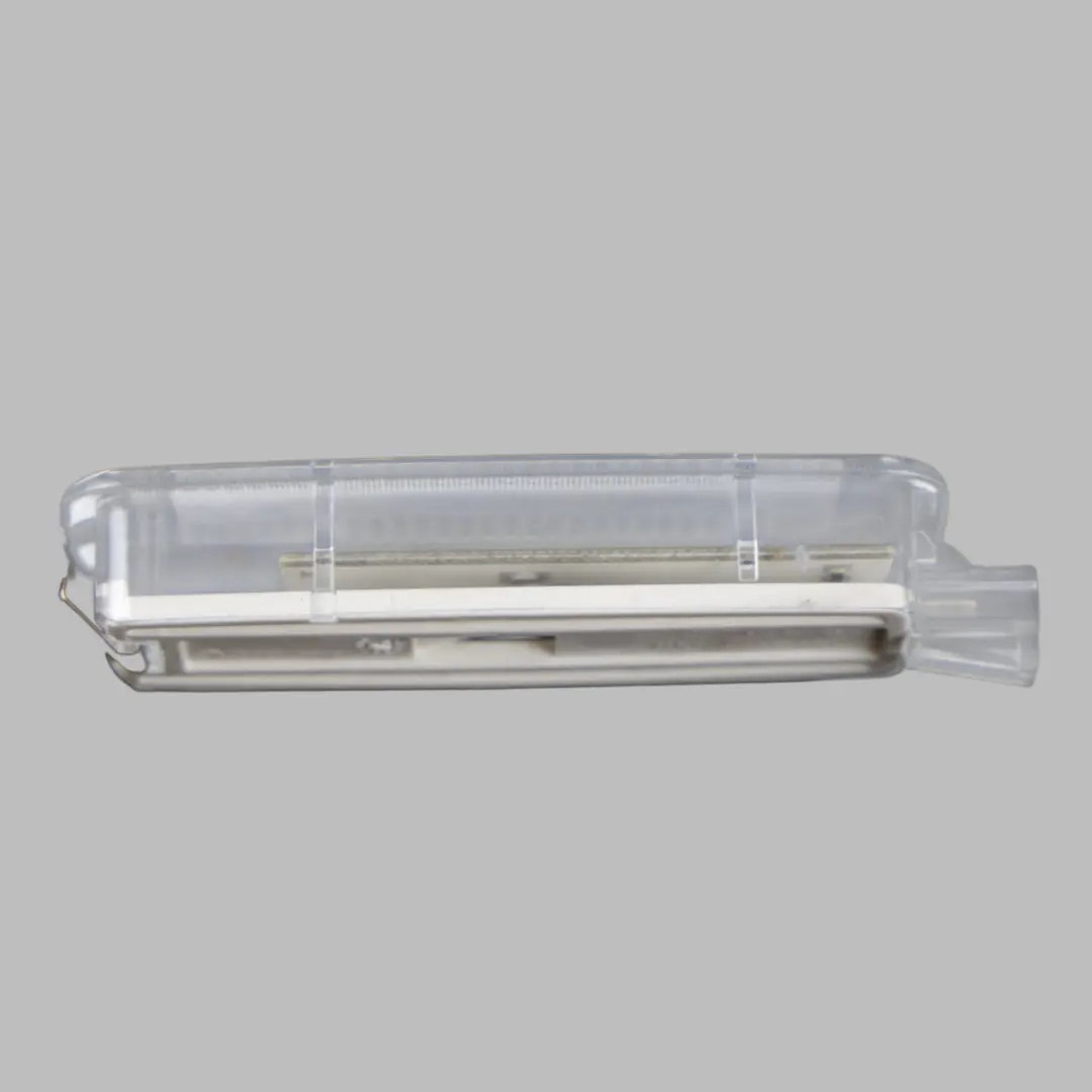 Audi A5 8F Convertible Panel Lámpara Parasol Delantero Derecho A - SKU 8J0947105 - Número de pieza 8J0947105