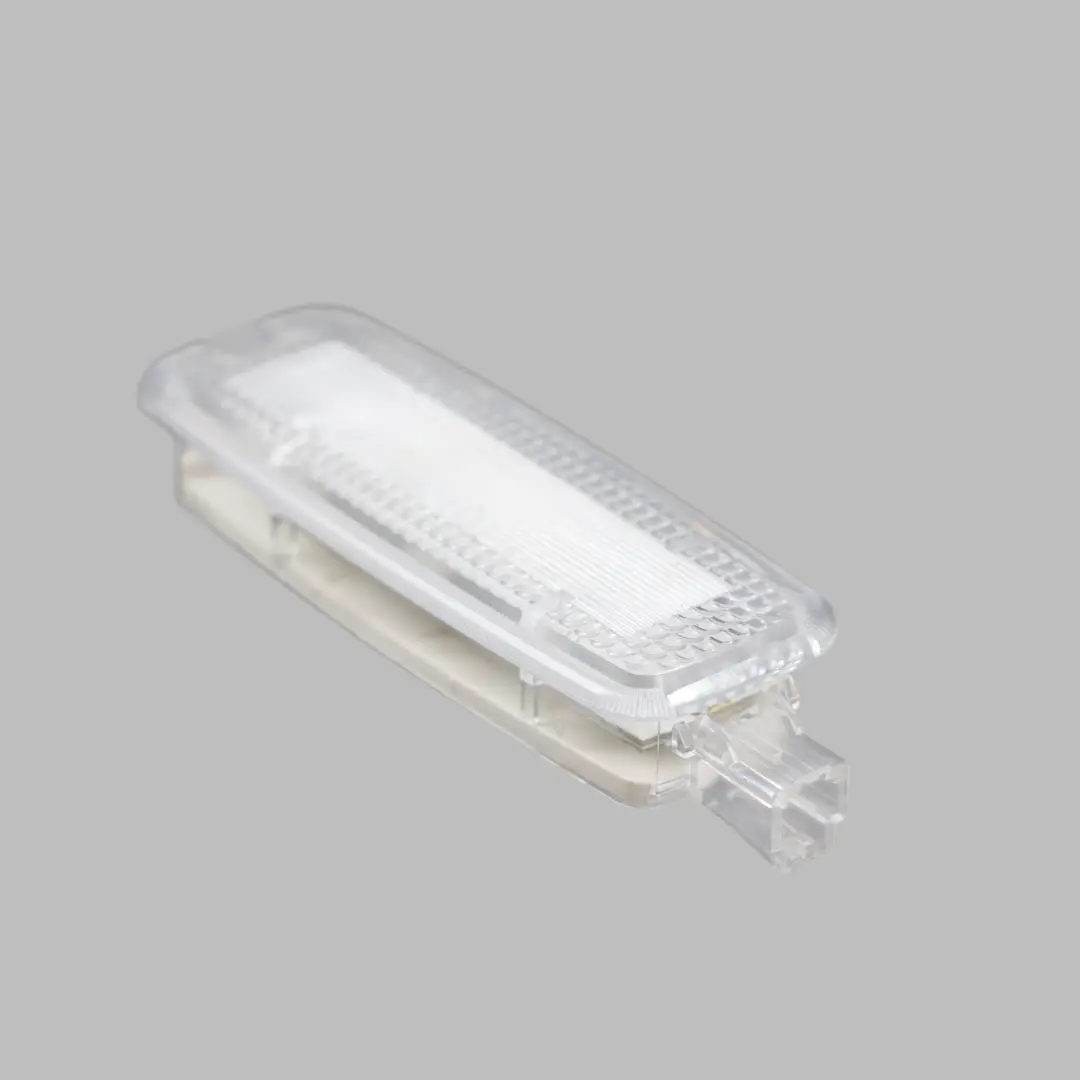 8F Convertible Panel Lámpara Parasol Delantero Derecho A para Audi A5 con número de pieza 8J0947105 Audi A5 8F Convertible Panel Lámpara Parasol Delantero Derecho A - SKU 8J0947105 - Número de pieza 8J0947105