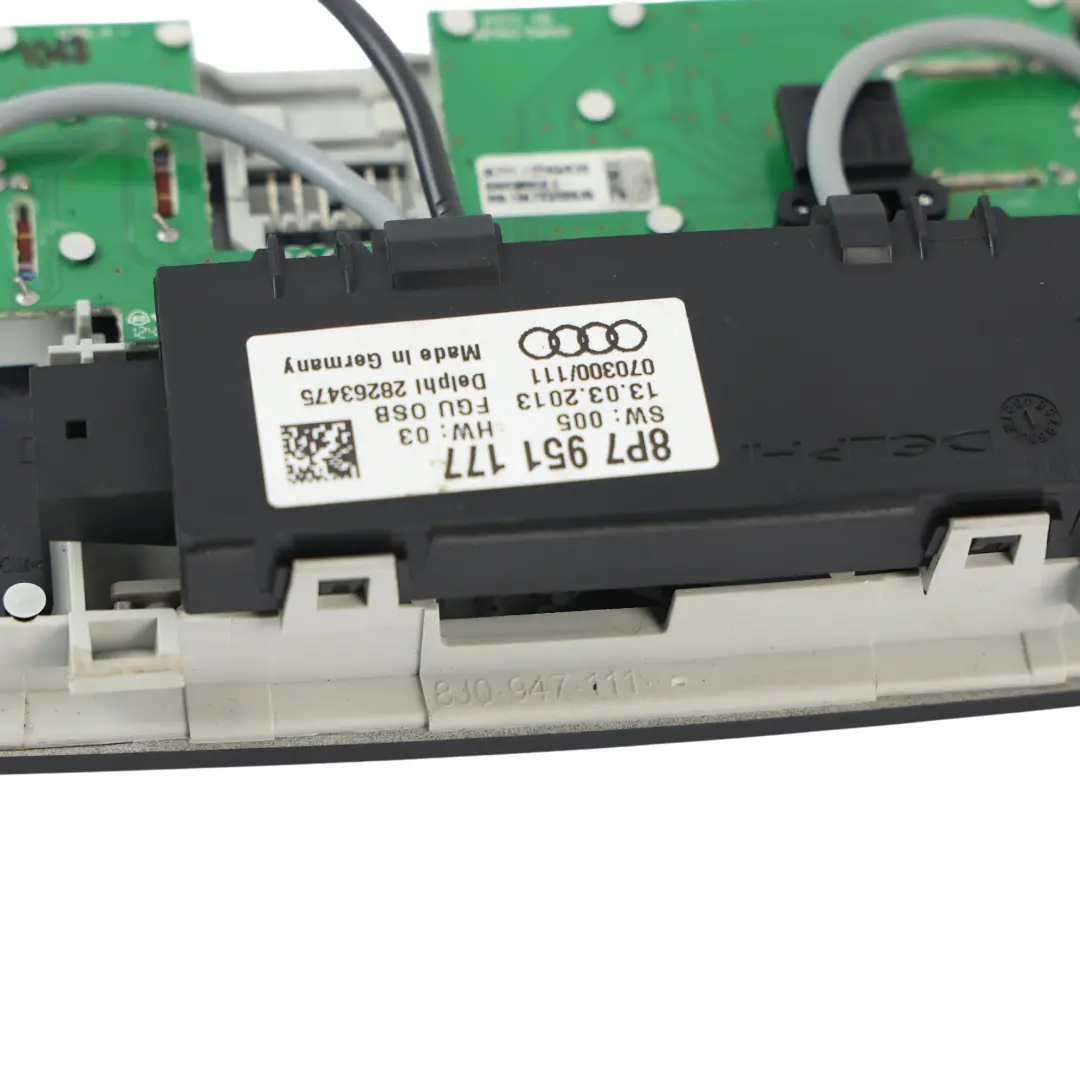 8F Cabrio Interruttore Luce Lettura Posteriore Tetto per Audi A5 con numero di parte 8J0947111BS Audi A5 8F Cabrio Interruttore Luce Lettura Posteriore Tetto - SKU 8J0947111BS-1 - Numero di parte 8J0947111BS