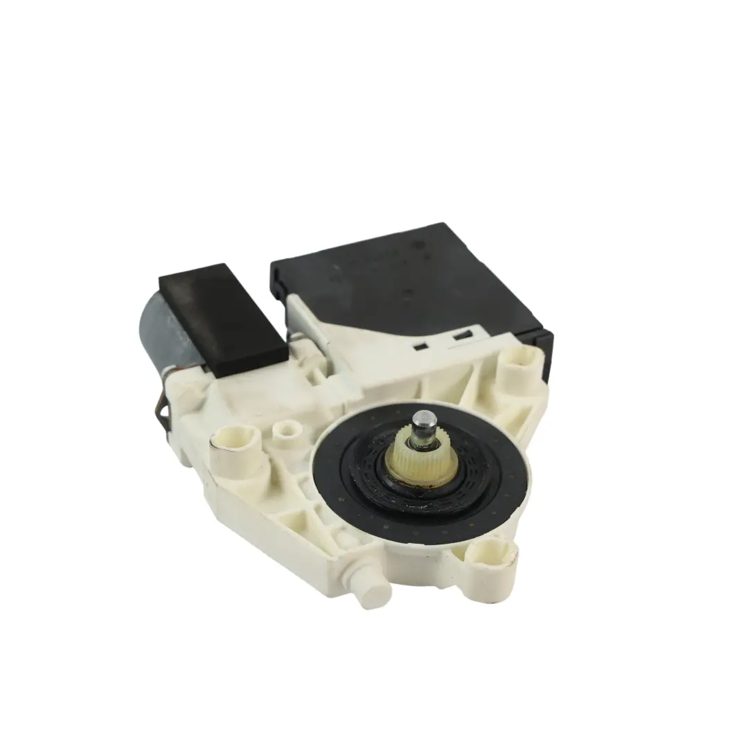 Motore Alzacristallo Porta Anteriore Lato Passeggero per Audi TT 8J con numero di parte 8J7959802N Audi TT 8J Motore Alzacristallo Porta Anteriore Lato Passeggero - SKU 8J7959802N - Numero di parte 8J7959802N