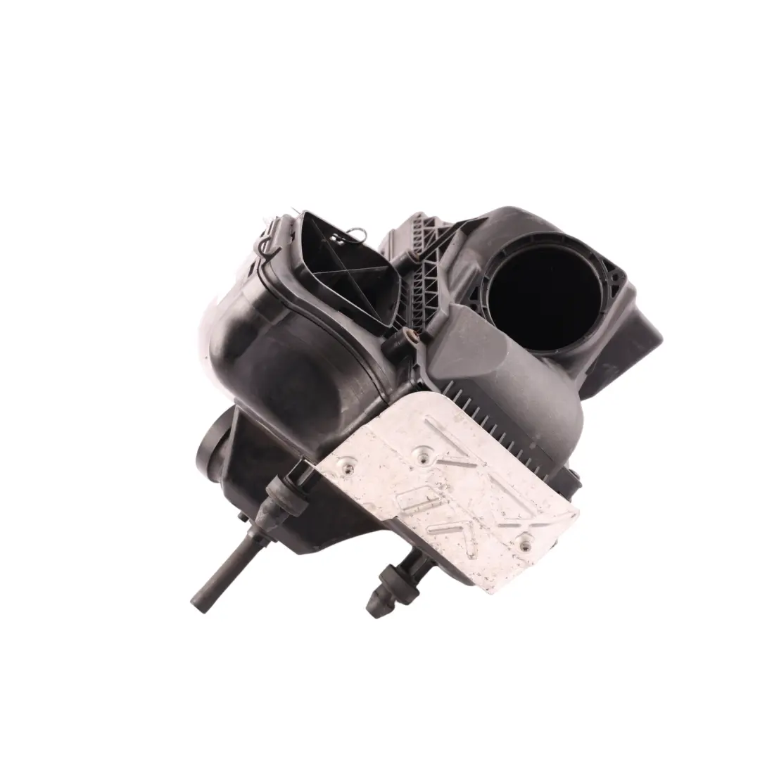 Filter Box Air Intake Silencer Filter Box to Audi A4 B8 2.0 TDI Air with Part number 8K0133835AF Audi A4 B8 2.0 TDI Air Filter Box Air Intake Silencer Filter Box - SKU 8K0133835AF - Part number 8K0133835AF