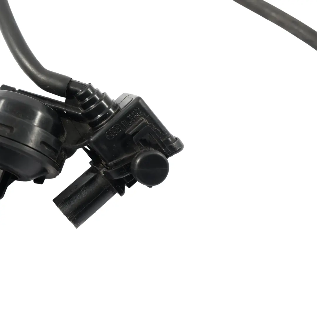 Audi A4 B8 A5 8T Sensor Válvula Caja Filtro Admisión Aire Gasolina - SKU 8K0133837S-1 - Número de pieza 8K0133837S