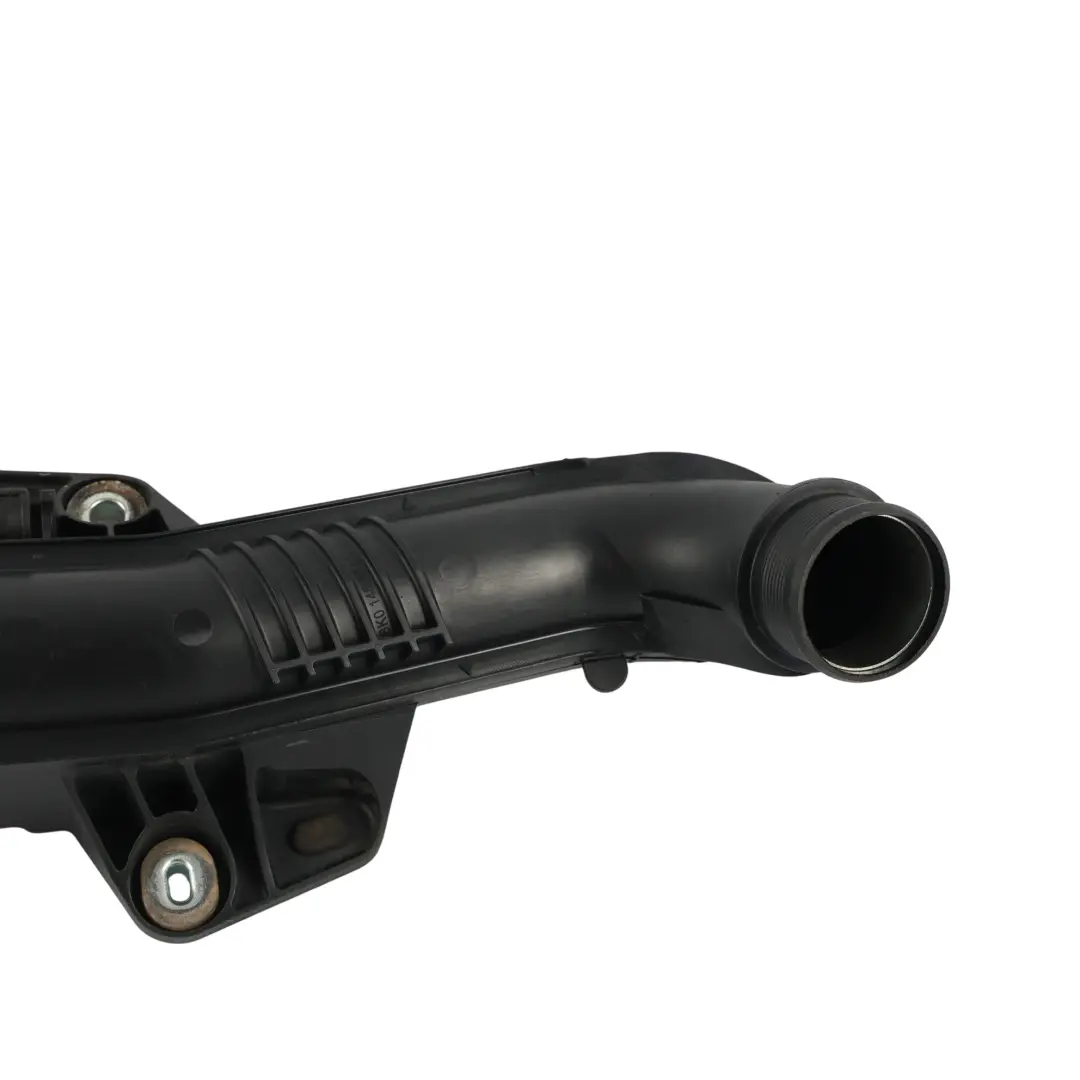 Manguera Intercooler Admisión Aire TFSI TDI para Audi A4 B8 A5 8T con número de pieza 8K0145673L Audi A4 B8 A5 8T Manguera Intercooler Admisión Aire TFSI TDI - SKU 8K0145673L - Número de pieza 8K0145673L