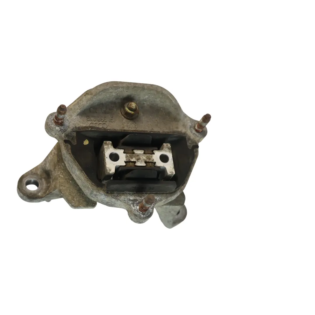 Audi A4 B8 A5 8T Staffa Supporto Trasmissione Automatica 3.0 TDI - SKU 8K0399151R - Numero di parte 8K0399151R