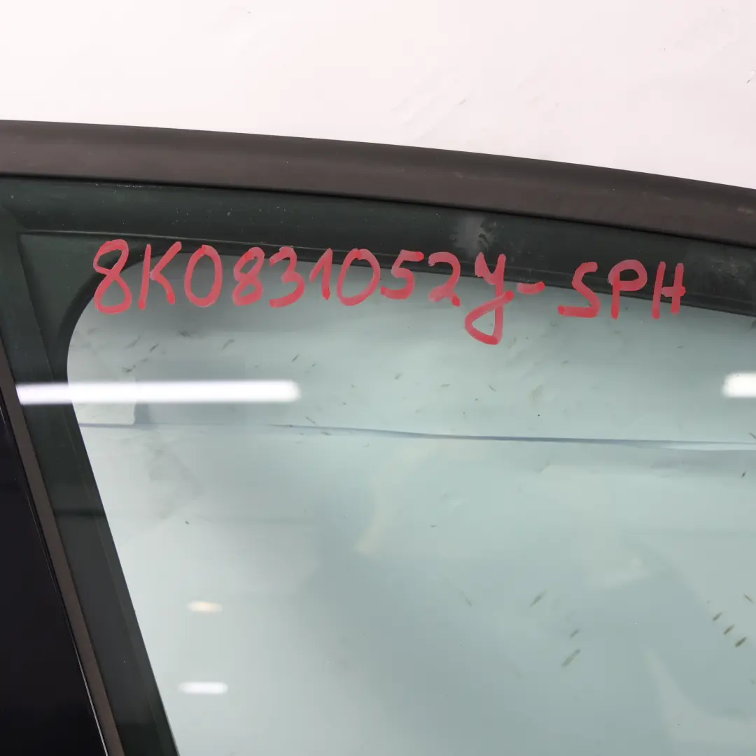 Tür Vorne Rechts Sphäre Blau Metallic X5X für Audi A4 B8 mit Teilenummer 8K0831052J Audi A4 B8 Tür Vorne Rechts Sphäre Blau Metallic X5X - SKU 8K0831052J-SPH - Teilenummer 8K0831052J