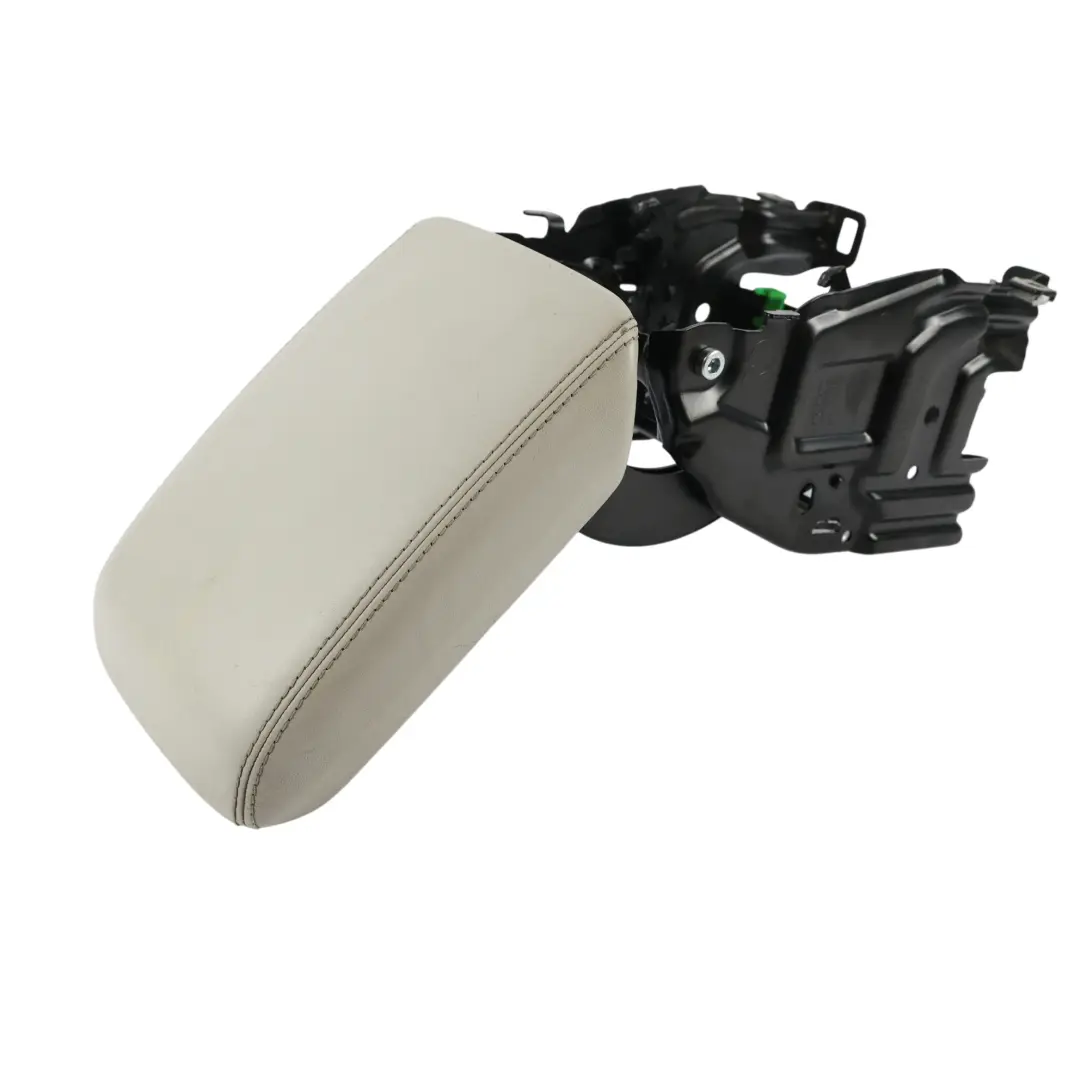 Copertura Console Centrale Bracciolo Pelle Grigia per Audi A4 B8 A5 8T con numero di parte 8K0864283 Audi A4 B8 A5 8T Copertura Console Centrale Bracciolo Pelle Grigia - SKU 8K0864283-2 - Numero di parte 8K0864283