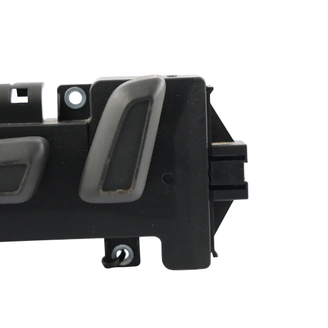 Switch Regulation Control Front Left N/S to Audi A5 8T A7 4G Q5 8R Seat with Part number 8K0959747B Audi A5 8T A7 4G Q5 8R Seat Switch Regulation Control Front Left N/S - SKU 8K0959747B - Part number 8K0959747B
