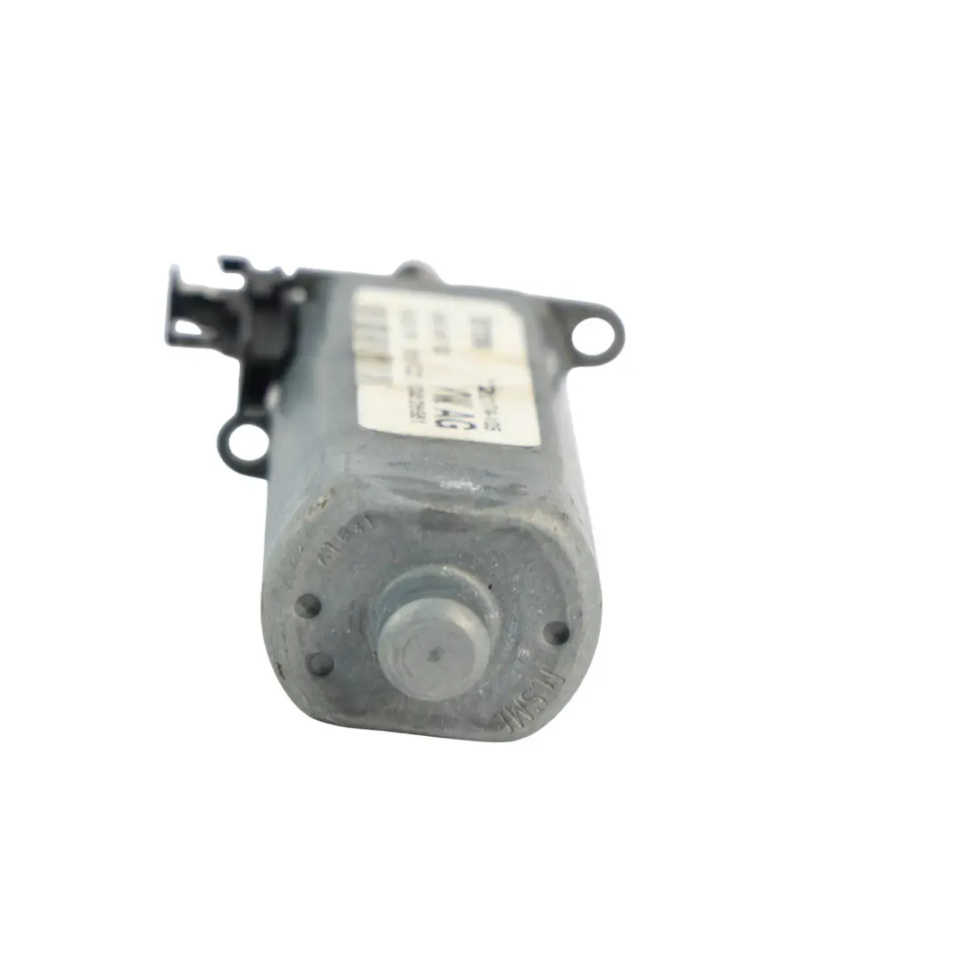 Audi A5 8T A4 B8 A6 C7 VW Passat B8 Front Seat Adjust Motor Right O/S - SKU 8K0959762-1 - Part number 8K0959762