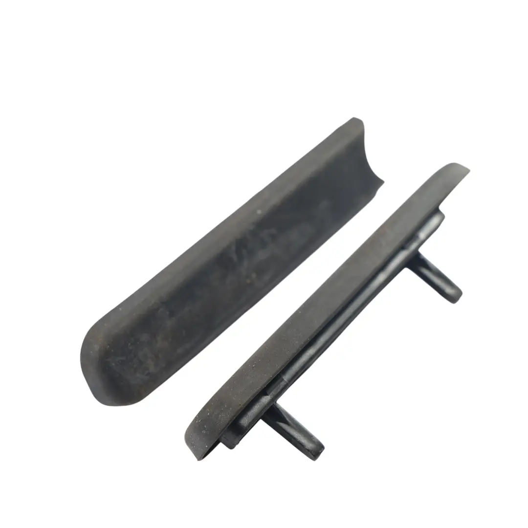 Set Tamponi Fermata Portellone Bagagliaio Posteriore X2 per Audi A4 B8 con numero di parte 8K5827797AA Audi A4 B8 Set Tamponi Fermata Portellone Bagagliaio Posteriore X2 - SKU 8K5827797AA - Numero di parte 8K5827797AA
