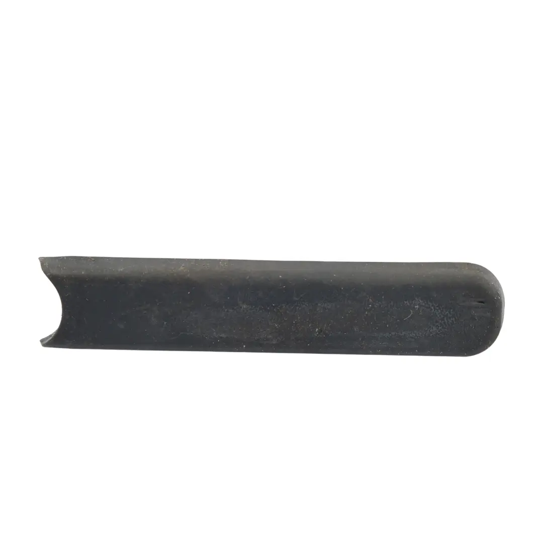 Set Tamponi Fermata Portellone Bagagliaio Posteriore X2 per Audi A4 B8 con numero di parte 8K5827797AA Audi A4 B8 Set Tamponi Fermata Portellone Bagagliaio Posteriore X2 - SKU 8K5827797AA - Numero di parte 8K5827797AA