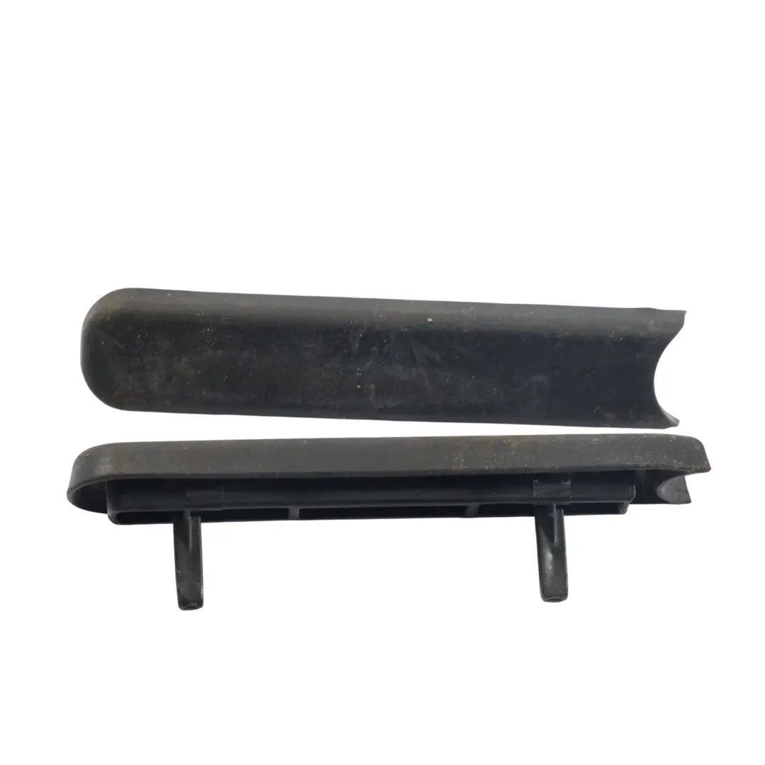 Set Tamponi Fermata Portellone Bagagliaio Posteriore X2 per Audi A4 B8 con numero di parte 8K5827797AA Audi A4 B8 Set Tamponi Fermata Portellone Bagagliaio Posteriore X2 - SKU 8K5827797AA - Numero di parte 8K5827797AA