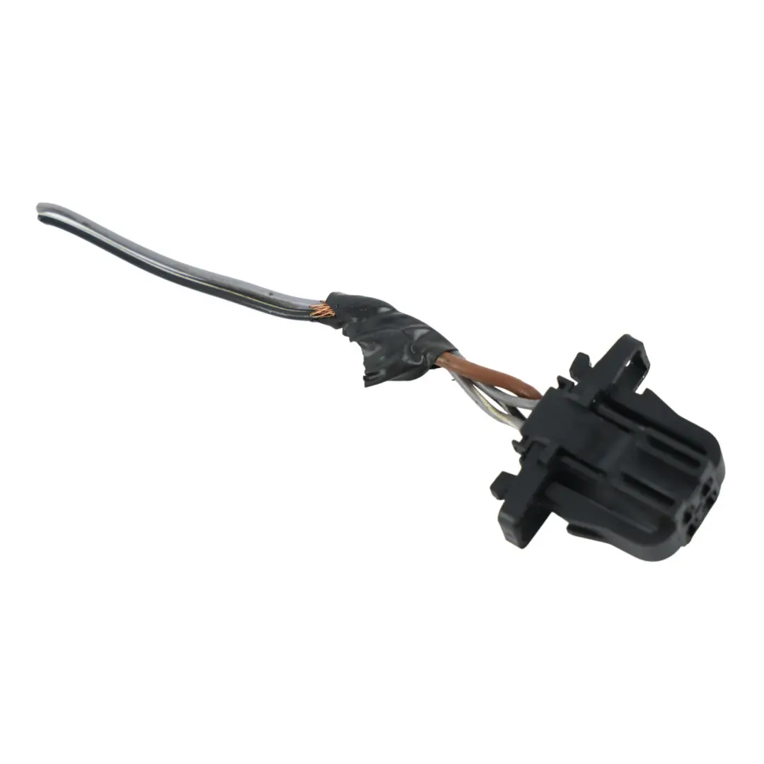 Audi A4 B8 Avant Connecteur Fil Feu Arrière Hayon Droite - SKU 8K5945094-2 - Numéro de pièce 8K5945094
