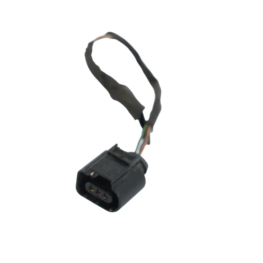 Wiązka Przewodów Lampy Tylnej Prawa do Audi A4 B8 Sedan o numerze 8K5945096D Audi A4 B8 Sedan Wiązka Przewodów Lampy Tylnej Prawa - SKU 8K5945096D-2 - Numer Części 8K5945096D