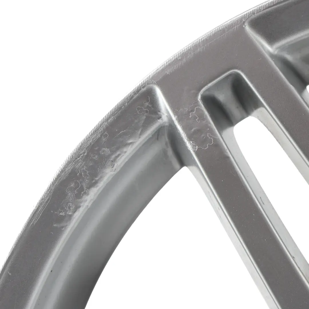 Cerchio Lega Argento 18" 7,5J ET:54 per Audi A3 8P con numero di parte 8P0601025BA Audi A3 8P Cerchio Lega Argento 18" 7,5J ET:54 - SKU 8P0601025BA-1 - Numero di parte 8P0601025BA