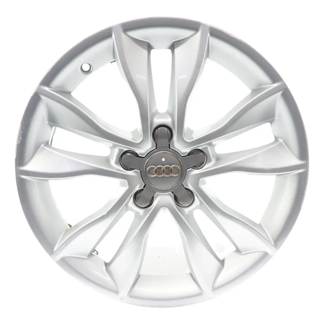 Llanta aleación plateada 17" 7,5J ET:56 Star Double Spoke para Audi A3 8P con número de pieza 8P0601025CC Audi A3 8P Llanta aleación plateada 17" 7,5J ET:56 Star Double Spoke - SKU 8P0601025CC-2 - Número de pieza 8P0601025CC