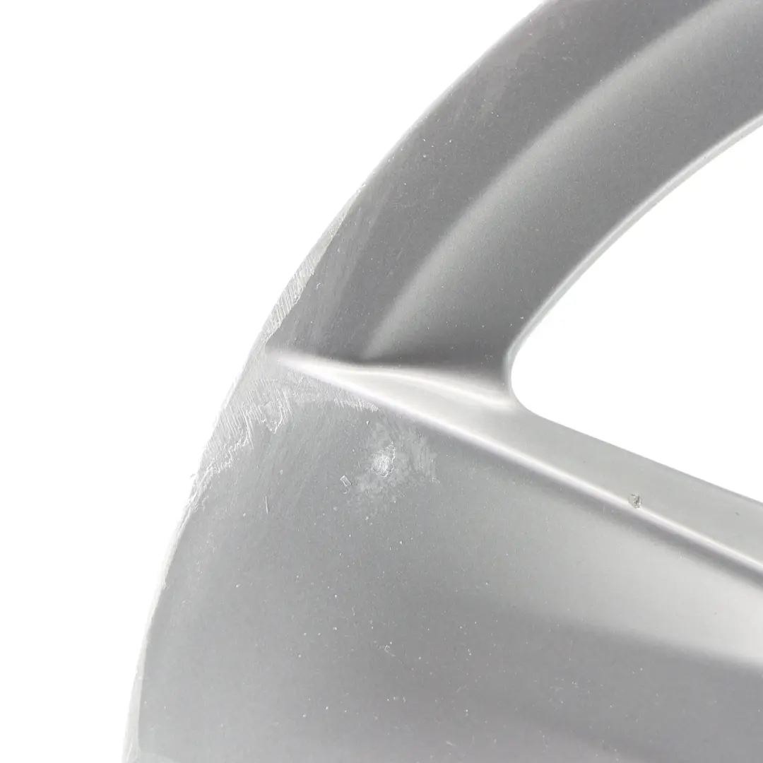 Jante Alliage Argent 17" 7,5J ET:56 pour Audi A3 8P à propos du numéro de pièce 8P0601025DL Audi A3 8P Jante Alliage Argent 17" 7,5J ET:56 - SKU 8P0601025DL-1 - Numéro de pièce 8P0601025DL