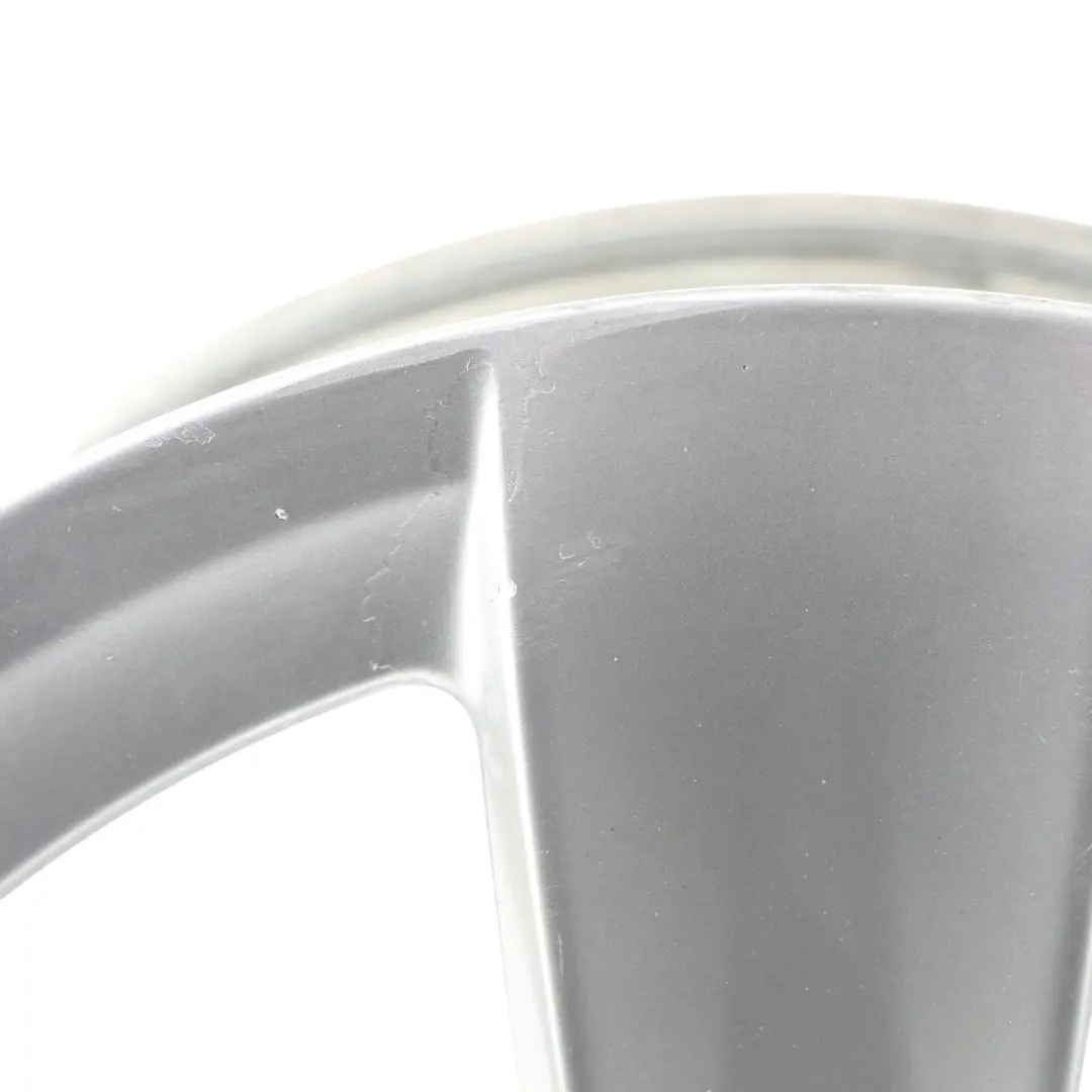 Llanta Aleación Plata 17" 7,5J ET:56 para Audi A3 8P con número de pieza 8P0601025DL Audi A3 8P Llanta Aleación Plata 17" 7,5J ET:56 - SKU 8P0601025DL-1 - Número de pieza 8P0601025DL