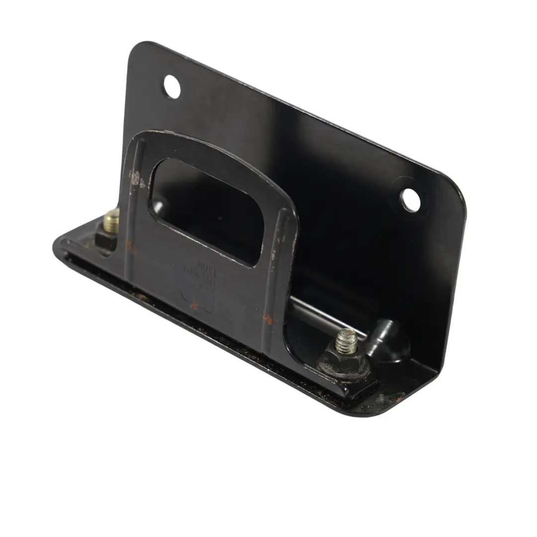 Audi A3 S3 8P Crochet Arrimage Coffre Arrière Support Sol - SKU 8P0809589A - Numéro de pièce 8P0809589A