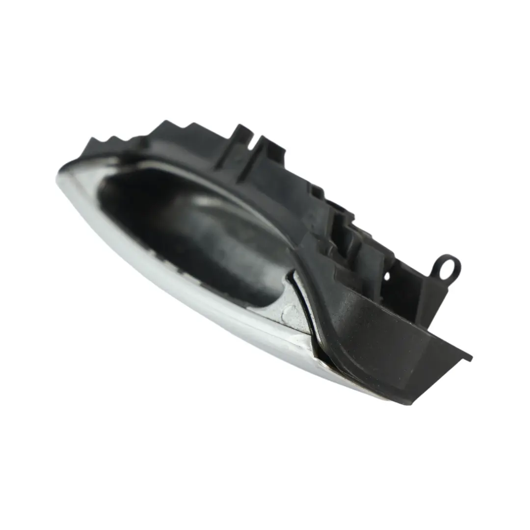 Poignée Porte Avant Arrière Gauche Extérieure Ice Silver Argent X7W pour Audi A3 8P à propos du numéro de pièce 8P0837207 Audi A3 8P Poignée Porte Avant Arrière Gauche Extérieure Ice Silver Argent X7W - SKU 8P0837207-ICS - Numéro de pièce 8P0837207