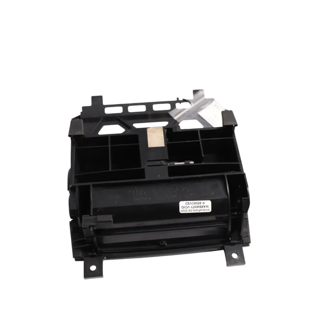 Popielniczka Schowek Konsoli Środkowej do Audi A3 8P o numerze 8P0857951 Audi A3 8P Popielniczka Schowek Konsoli Środkowej - SKU 8P0857951-6 - Numer Części 8P0857951