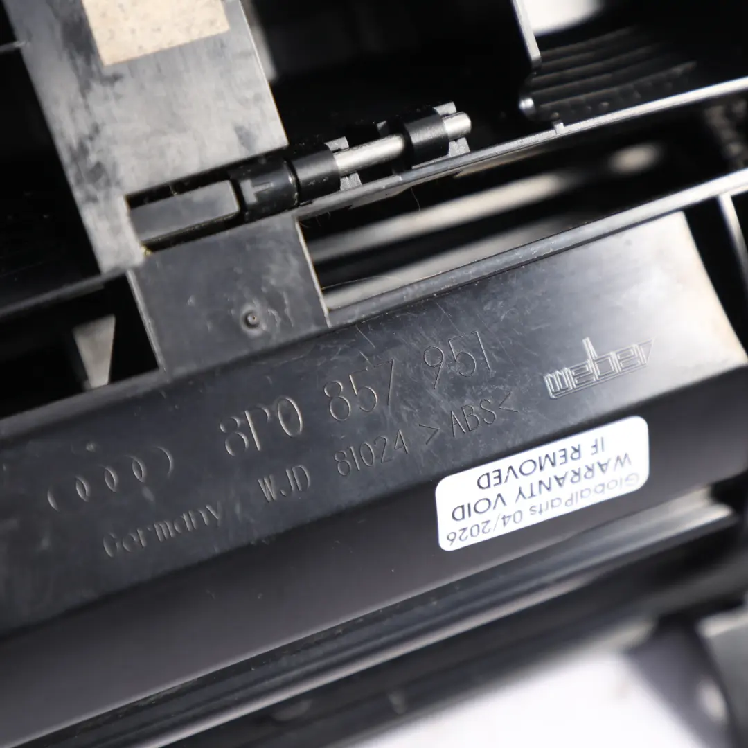 Audi A3 8P Popielniczka Schowek Konsoli Środkowej - SKU 8P0857951-6 - Numer Części 8P0857951