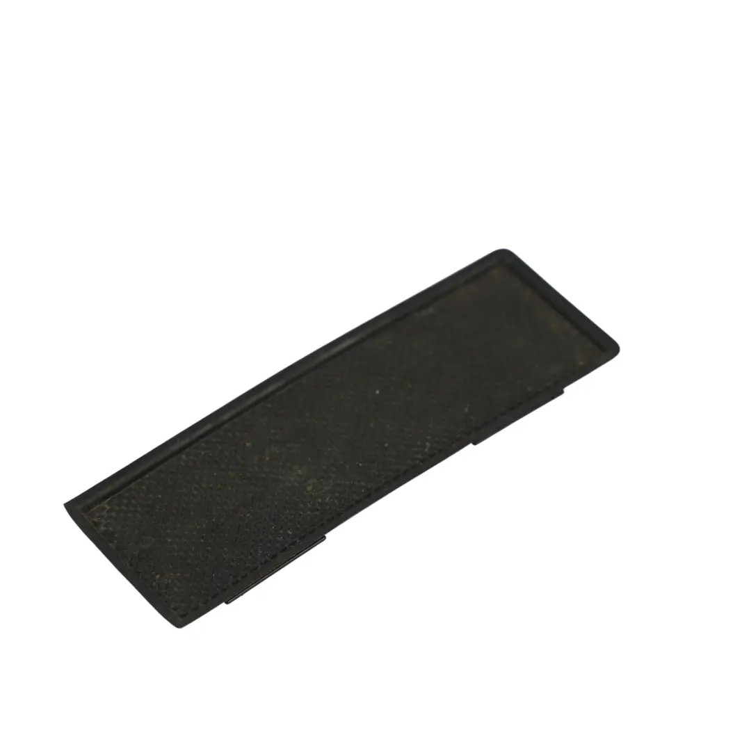 Tappetino Gomma Console Centrale Pannello per Audi A3 8P A4 B7 con numero di parte 8P0863301 Audi A3 8P A4 B7 Tappetino Gomma Console Centrale Pannello - SKU 8P0863301-1 - Numero di parte 8P0863301