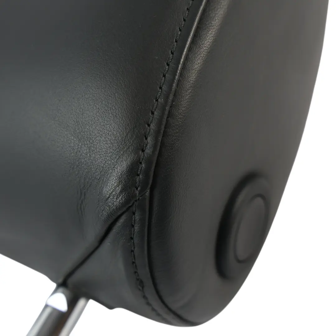 Headrest Front Seat Right O/S Head Rest Black Leather to Audi A3 S3 8P with Part number 8P0881902BJ Audi A3 S3 8P Headrest Front Seat Right O/S Head Rest Black Leather - SKU 8P0881902BJ - Part number 8P0881902BJ