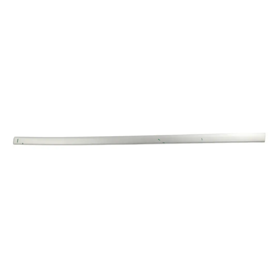 Audi A3 8P Modanatura Porta Anteriore Sinistra Argento Ghiaccio X7W - SKU 8P3853953D-ICS - Numero di parte 8P3853953D