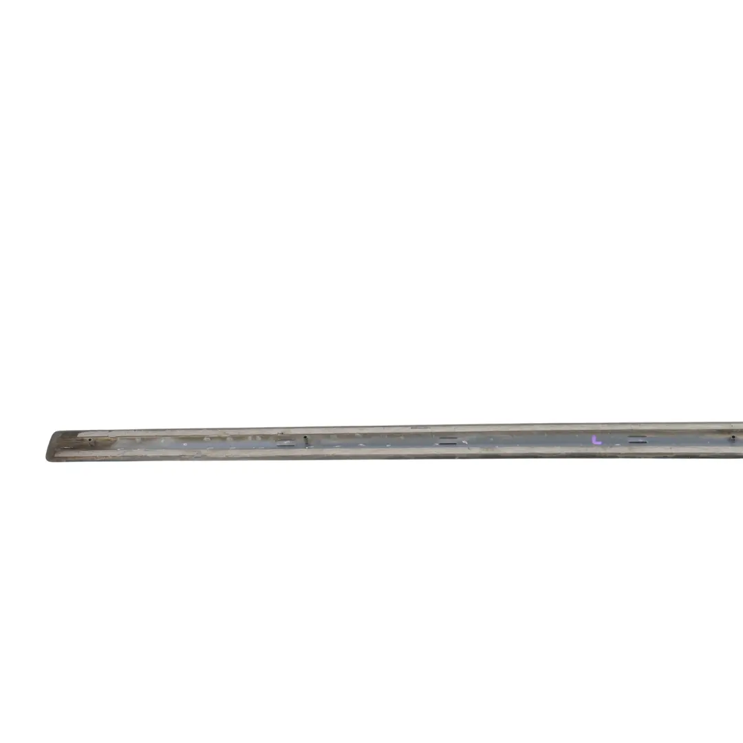 Baguette Garniture Vitre Porte Avant Gauche Noir Phantom Z9Y pour Audi A3 8P à propos du numéro de pièce 8P3853953D Audi A3 8P Baguette Garniture Vitre Porte Avant Gauche Noir Phantom Z9Y - SKU 8P3853953D-PHB - Numéro de pièce 8P3853953D